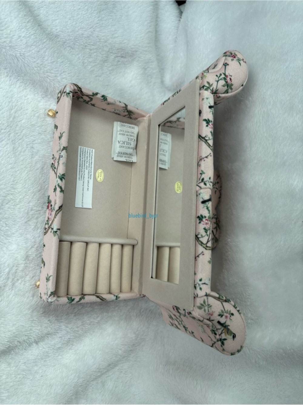 Floral Pink Miniature Jewelry Sofa Display - Picture 3 of 10